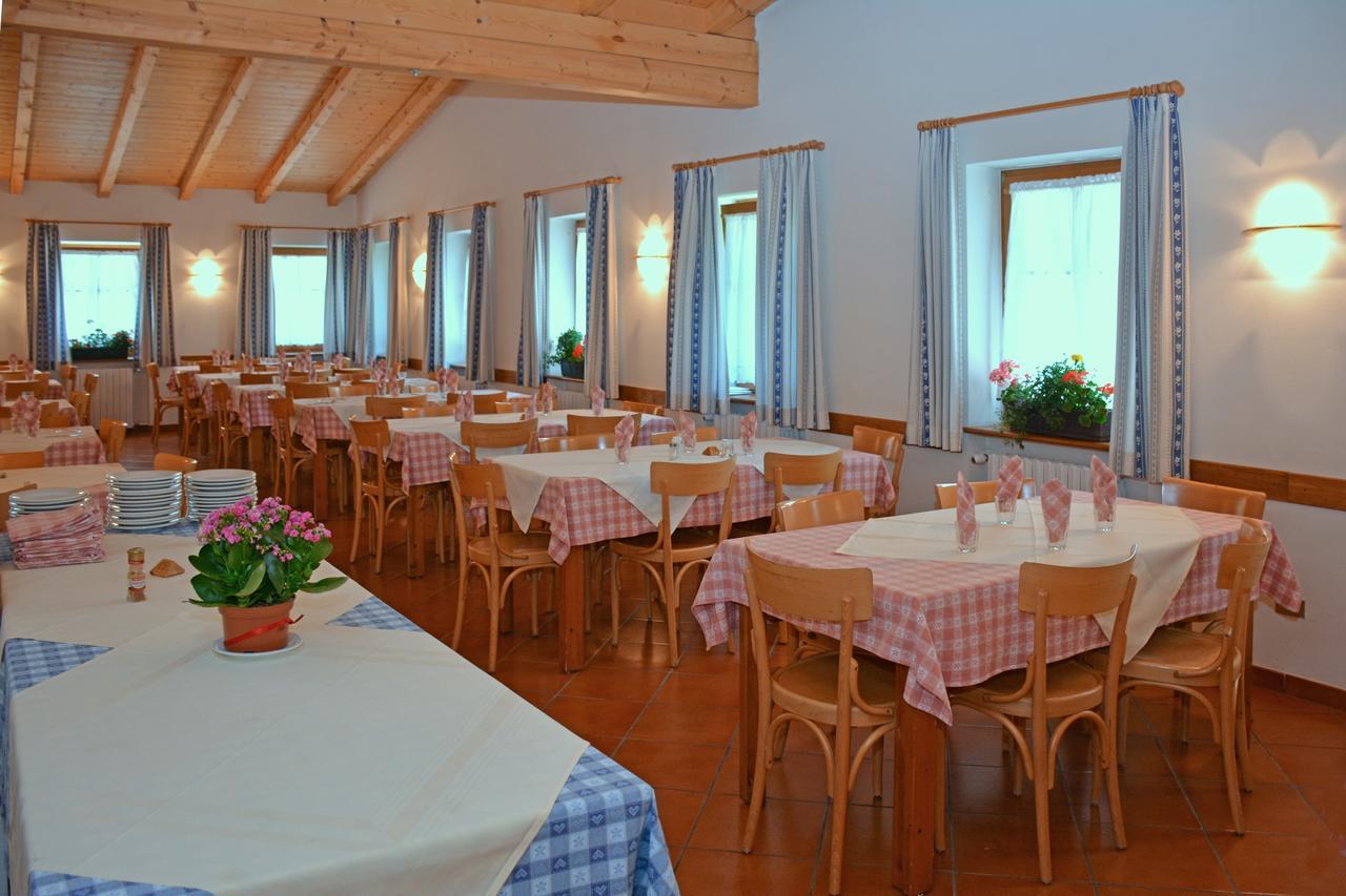 Casa Baldelli Hotell Toblach Exteriör bild